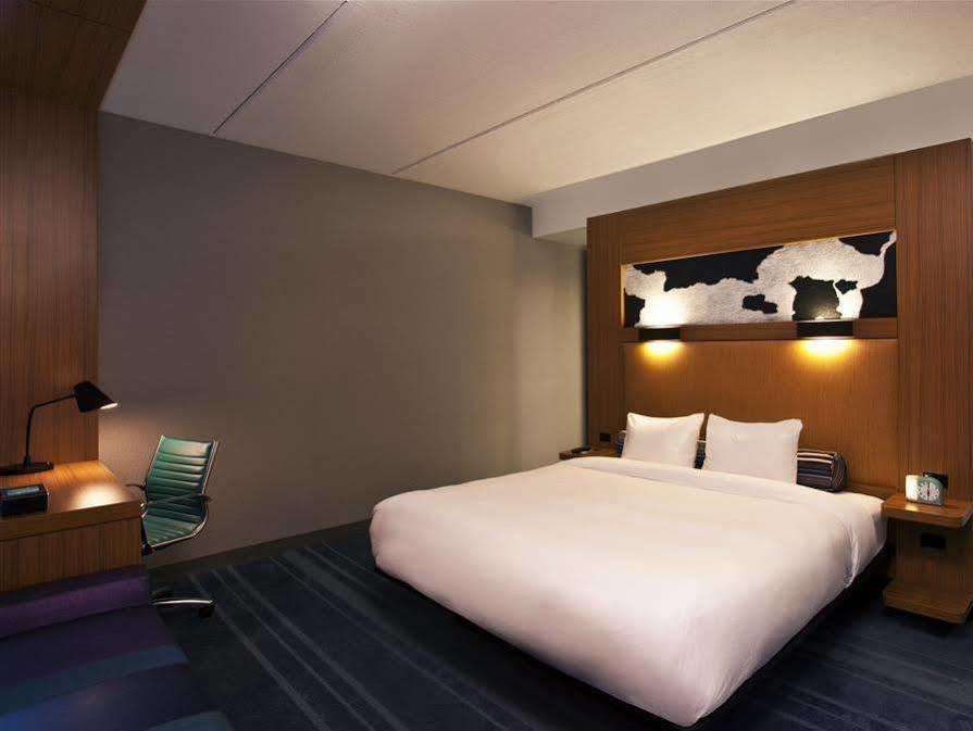 Aloft Hotel Las Colinas Irving Exterior foto